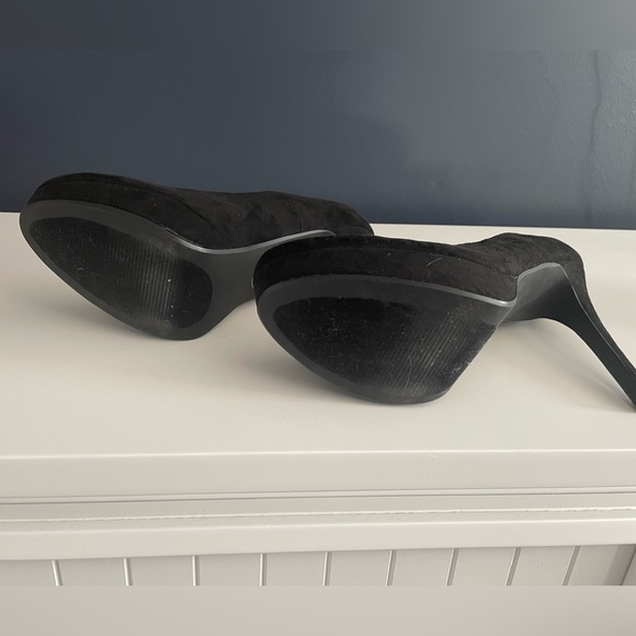 Wendy II Platform Pump- Chinese Laundry - Picture 3 of 6